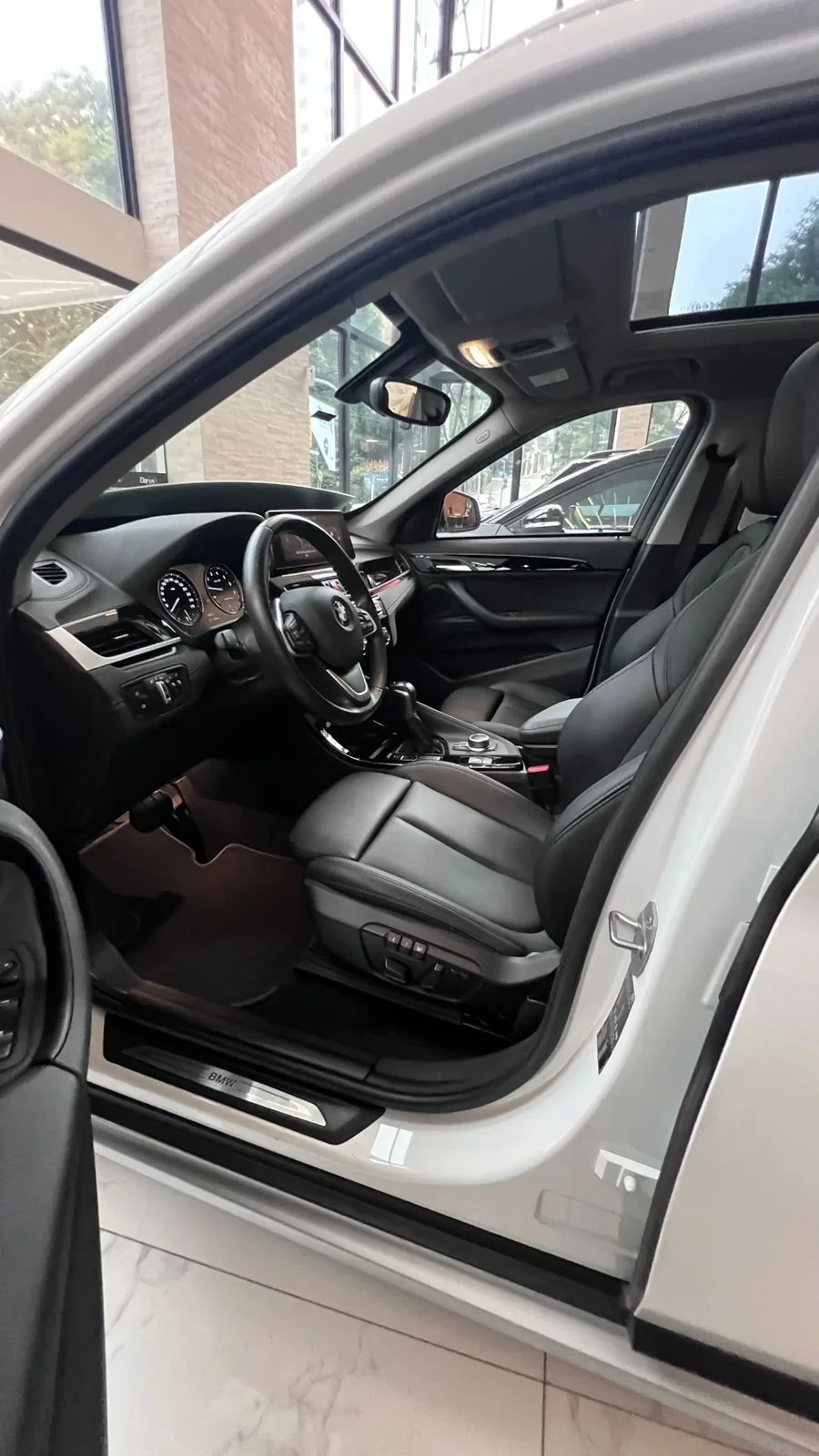 BMW X1 2.0 i SDrive