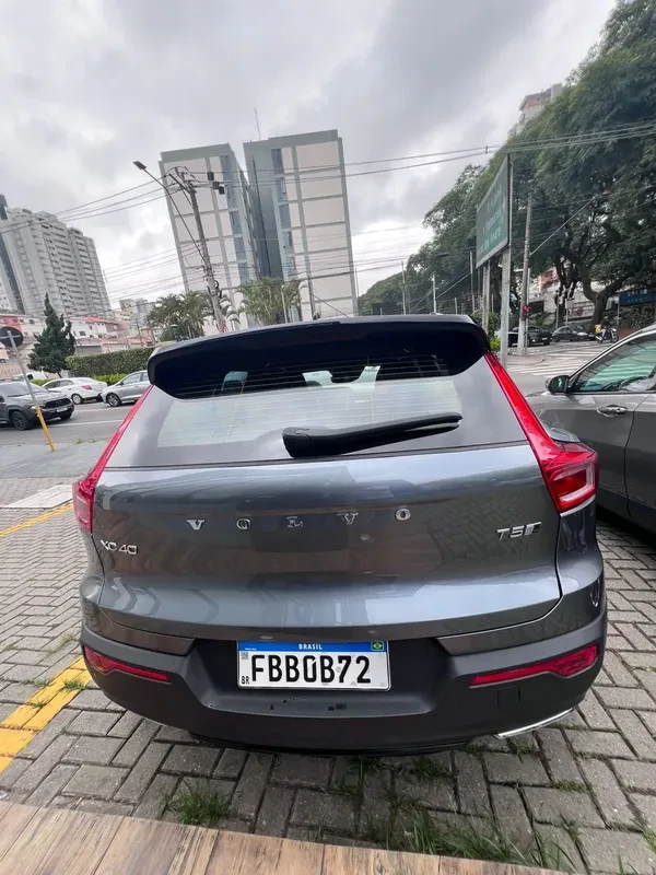 VOLVO XC 40 T5 R