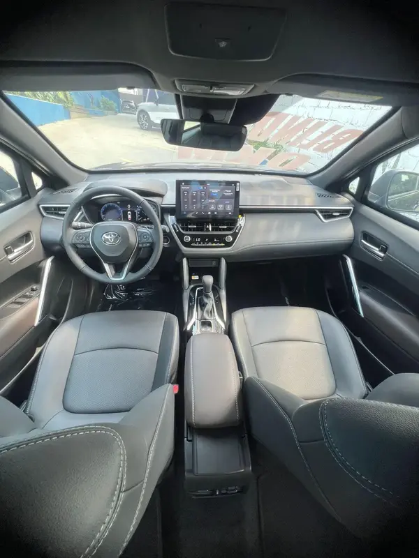 COROLLA CROSS XRE 25-26