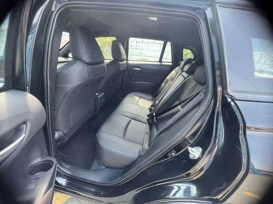 COROLLA CROSS XRE 25-26