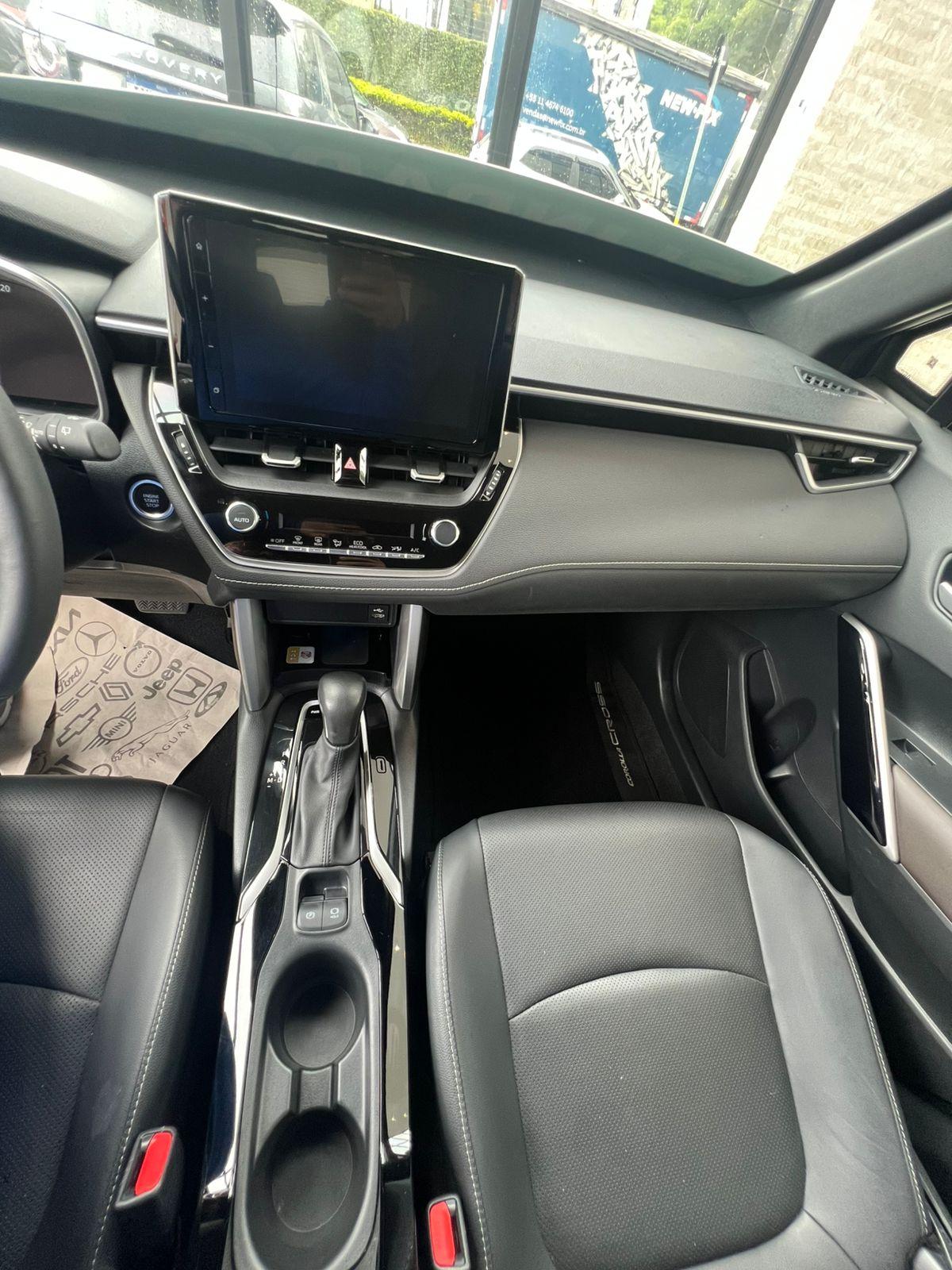 Corolla Cross XRE 24/25