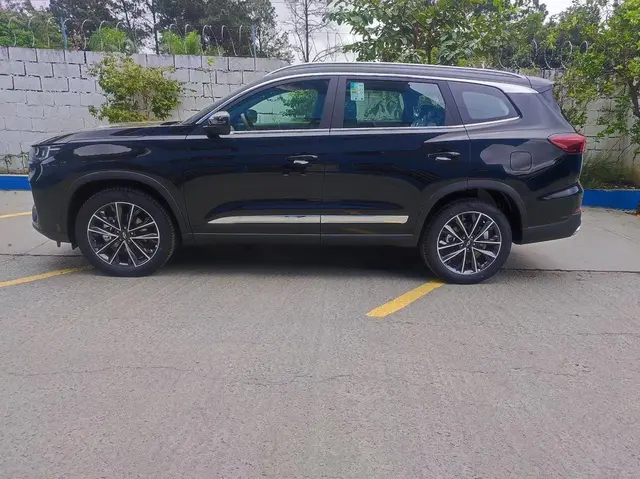 TIGGO 8