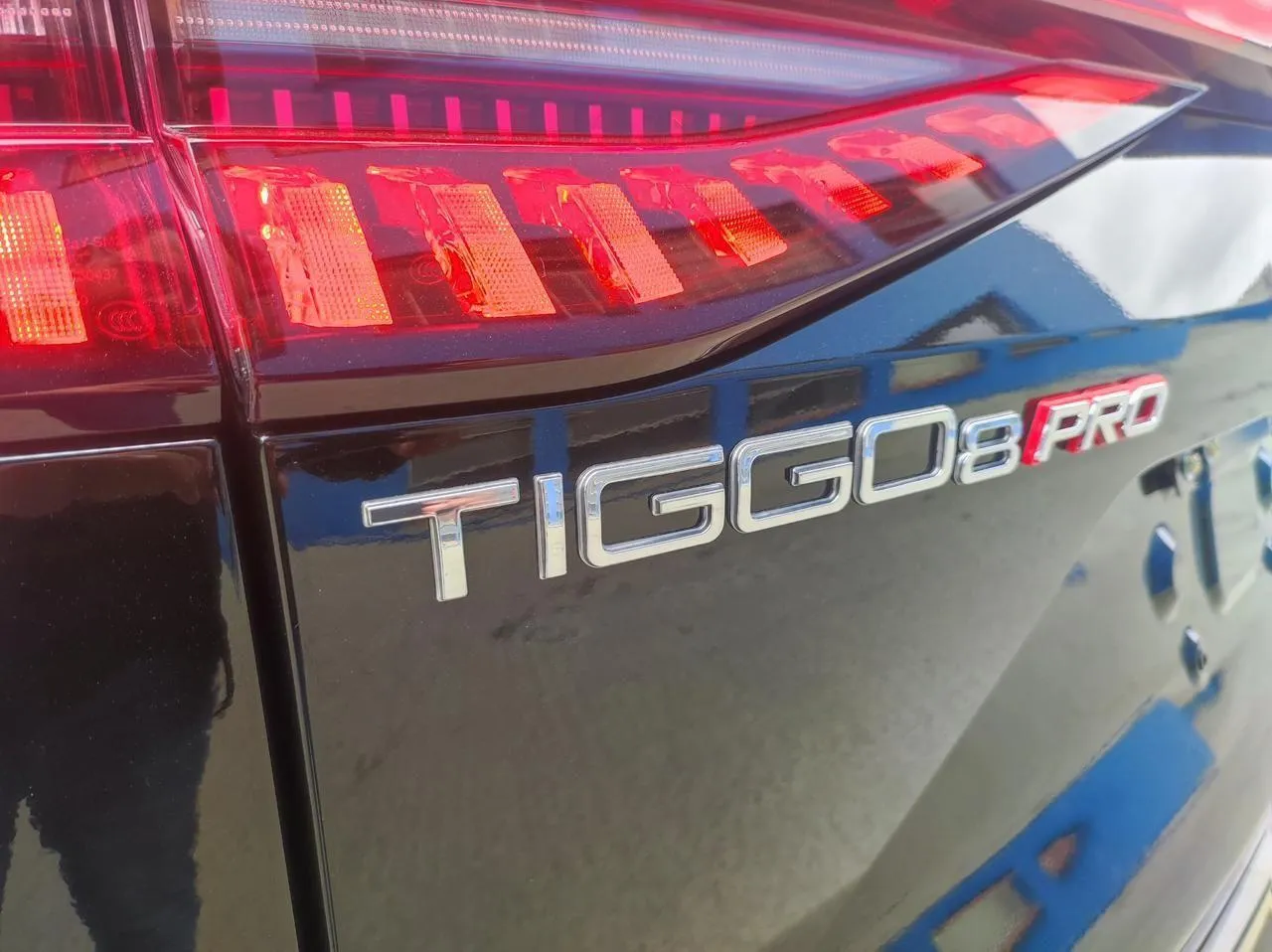TIGGO 8